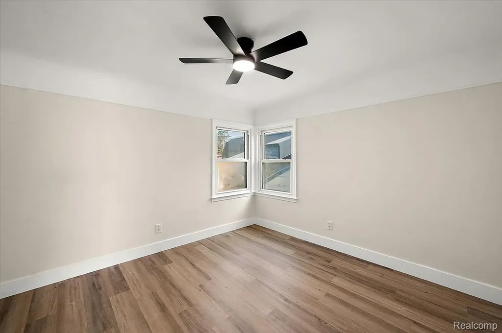 29606 S River Road Harrison Charter Township MI 48045
