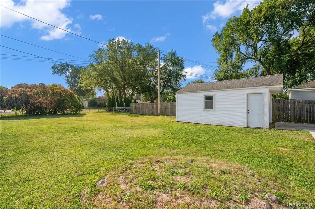 29606 S River Road Harrison Charter Township MI 48045