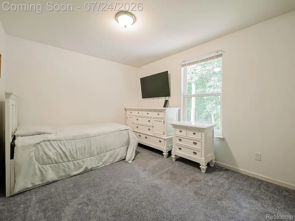 1643 Prairie Drive Pontiac City MI 48340