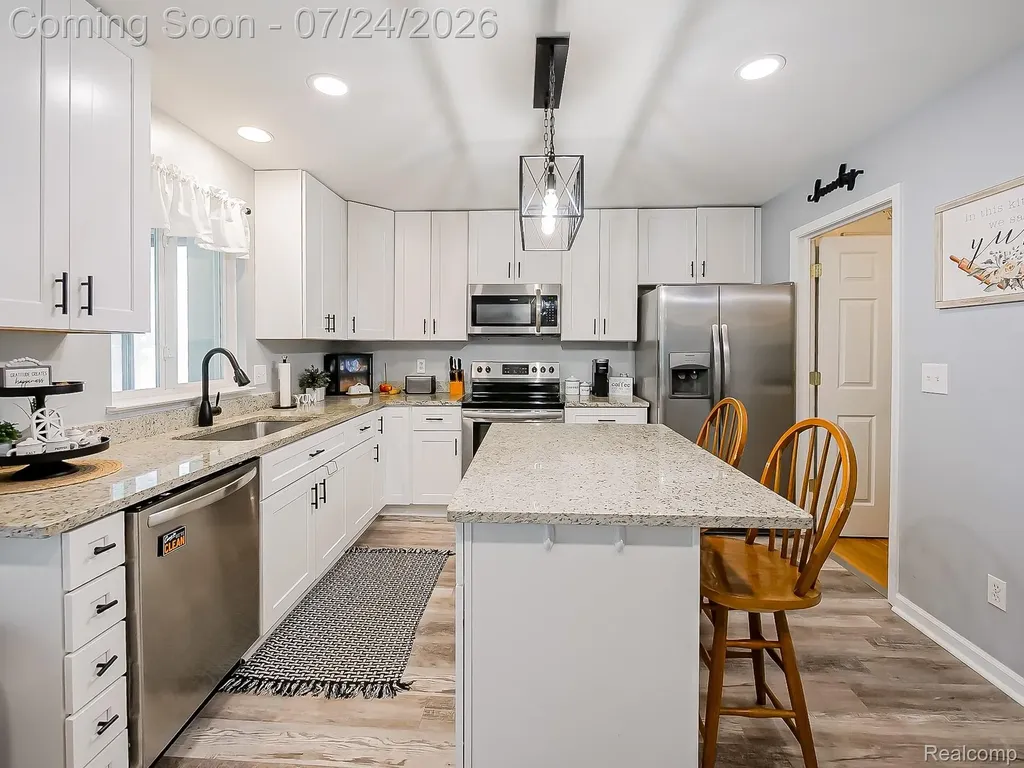1643 Prairie Drive Pontiac City MI 48340