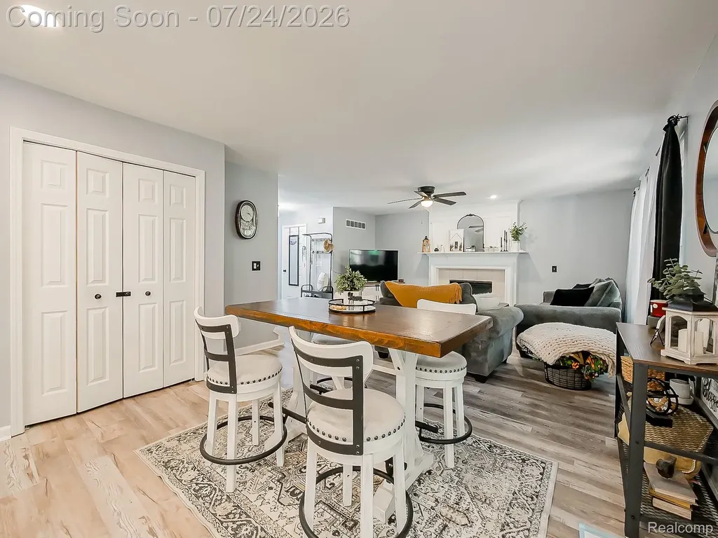 1643 Prairie Drive Pontiac City MI 48340