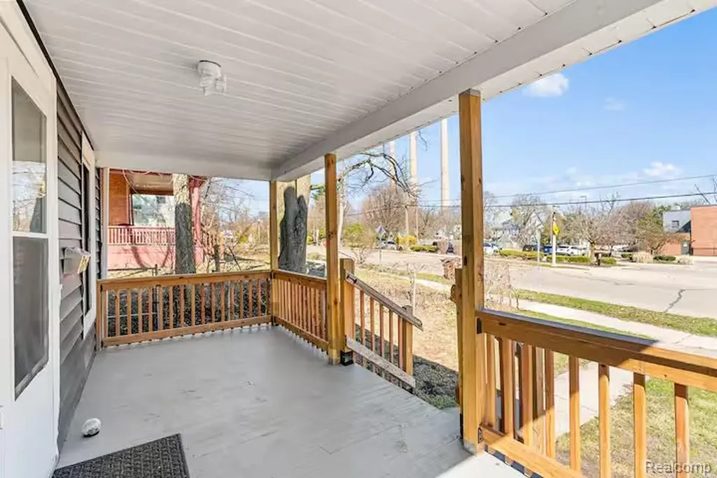 119 Moores River Drive Lansing City MI 48910