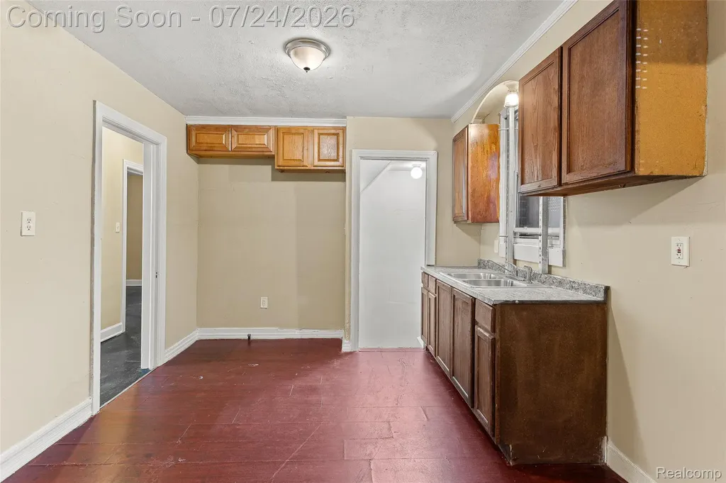 9910 Somerset Avenue Detroit City MI 48224