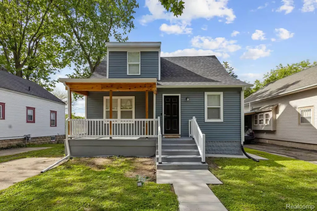 1212 Parkview Street Lansing City MI 48912