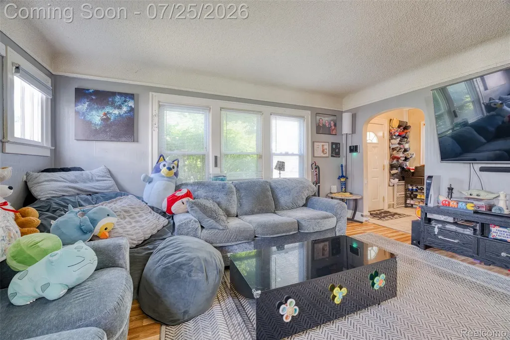 2114 Cumings Avenue Flint City MI 48503