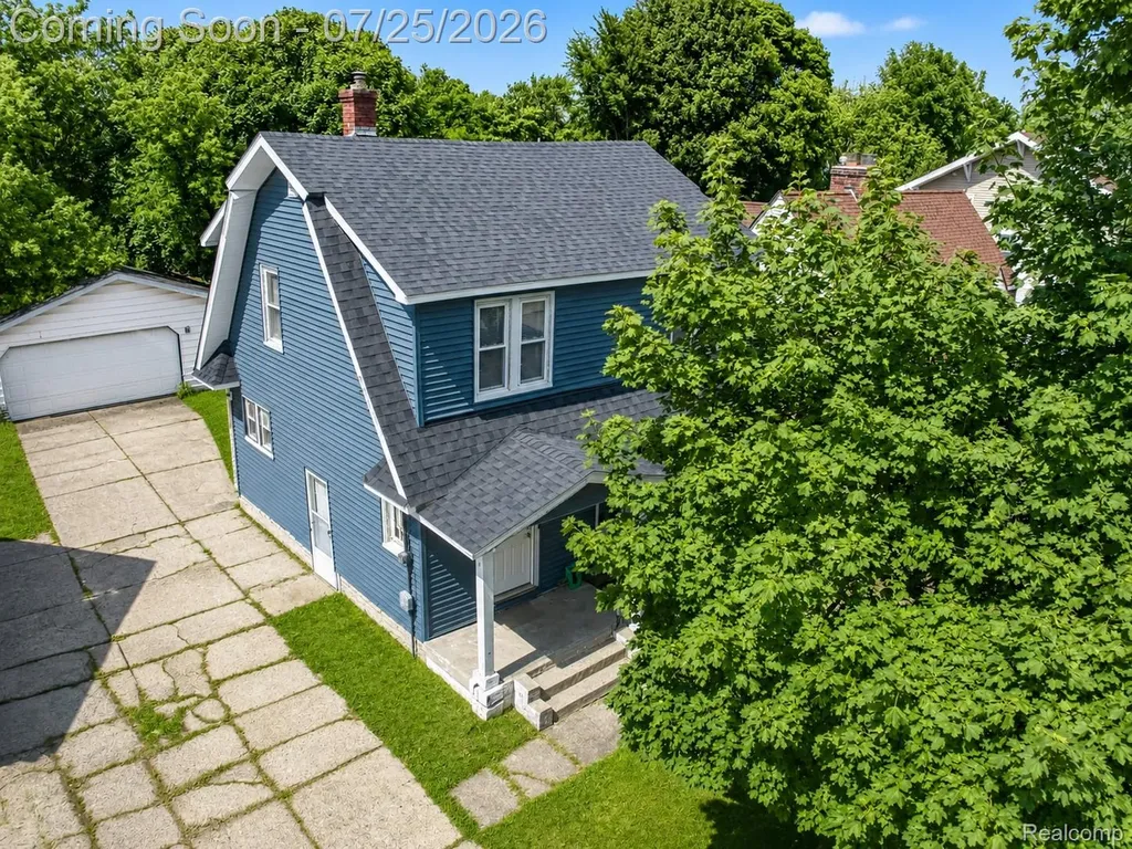2114 Cumings Avenue Flint City MI 48503