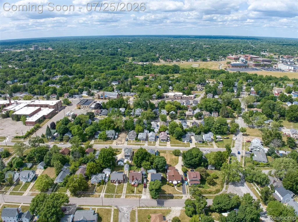 2114 Cumings Avenue Flint City MI 48503