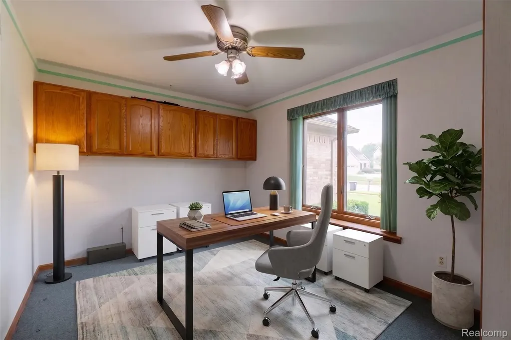 19678 Ashley Court Livonia City MI 48152
