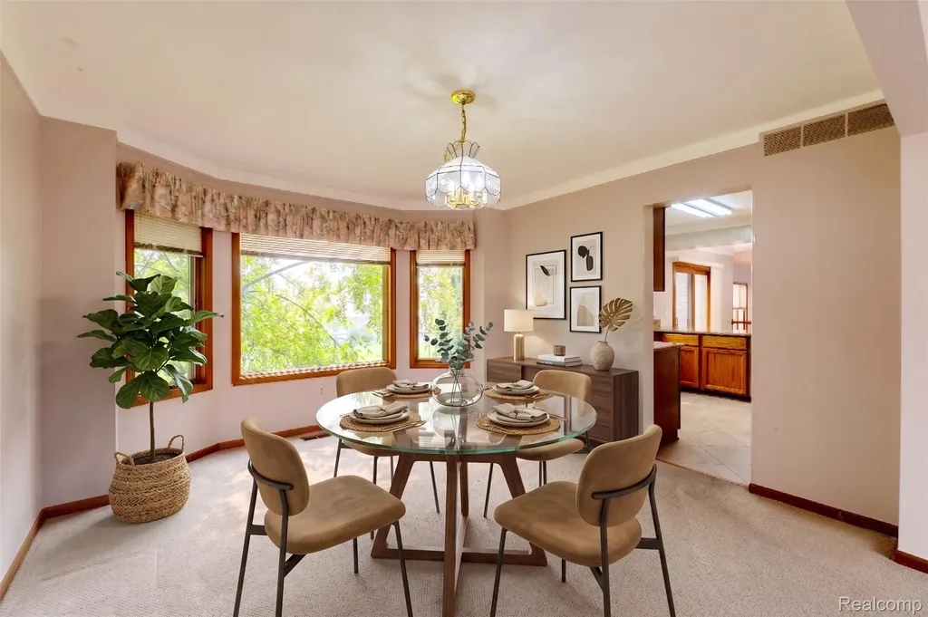 19678 Ashley Court Livonia City MI 48152