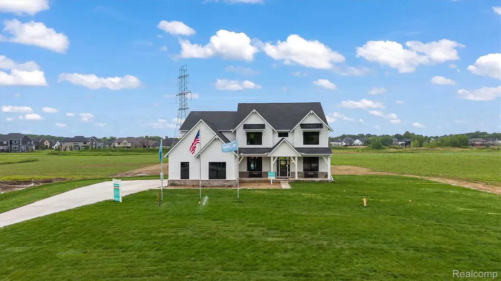 987 Buell Road Oakland Charter Township MI 48363