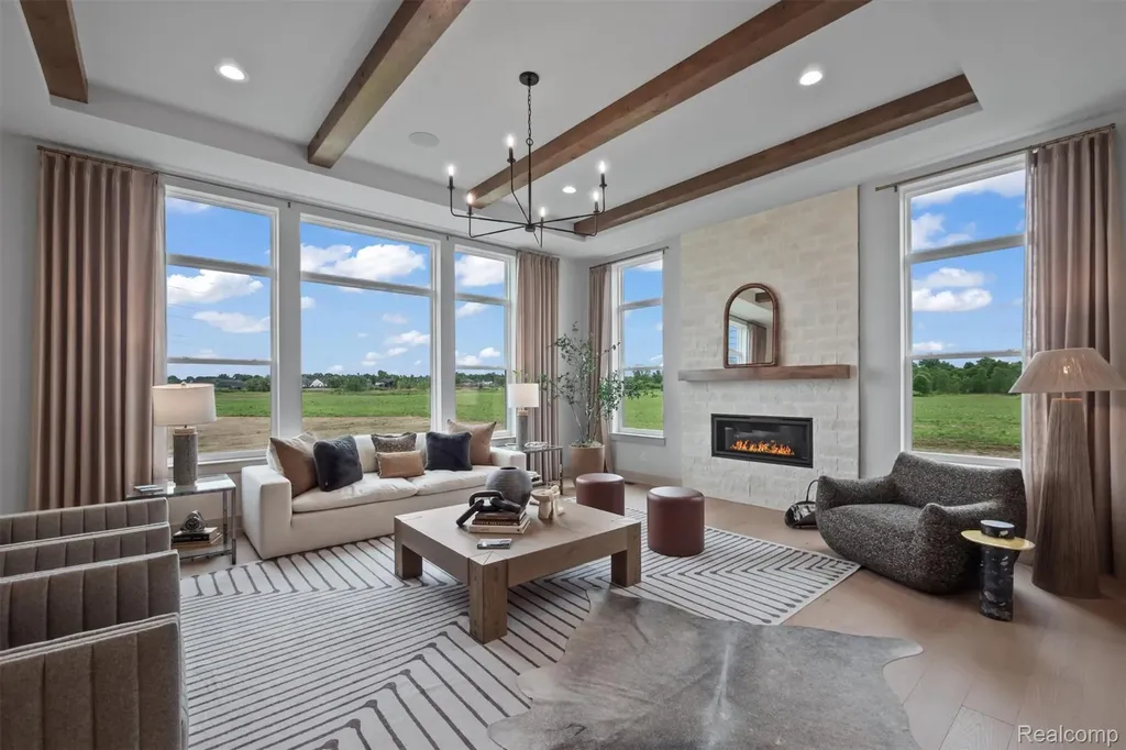 987 Buell Road Oakland Charter Township MI 48363