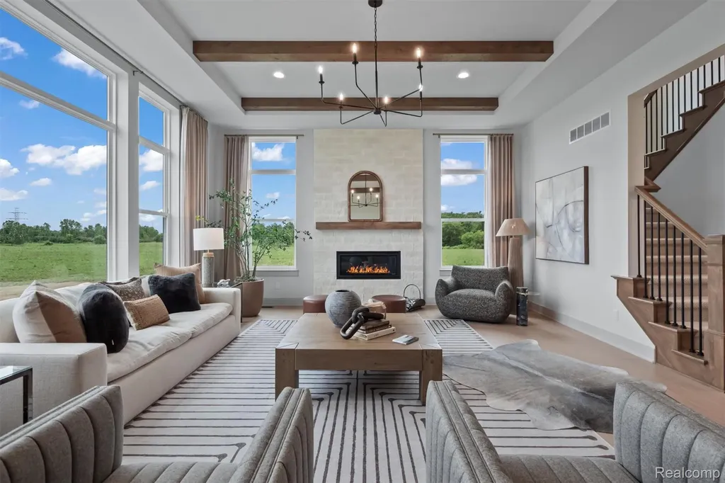 987 Buell Road Oakland Charter Township MI 48363
