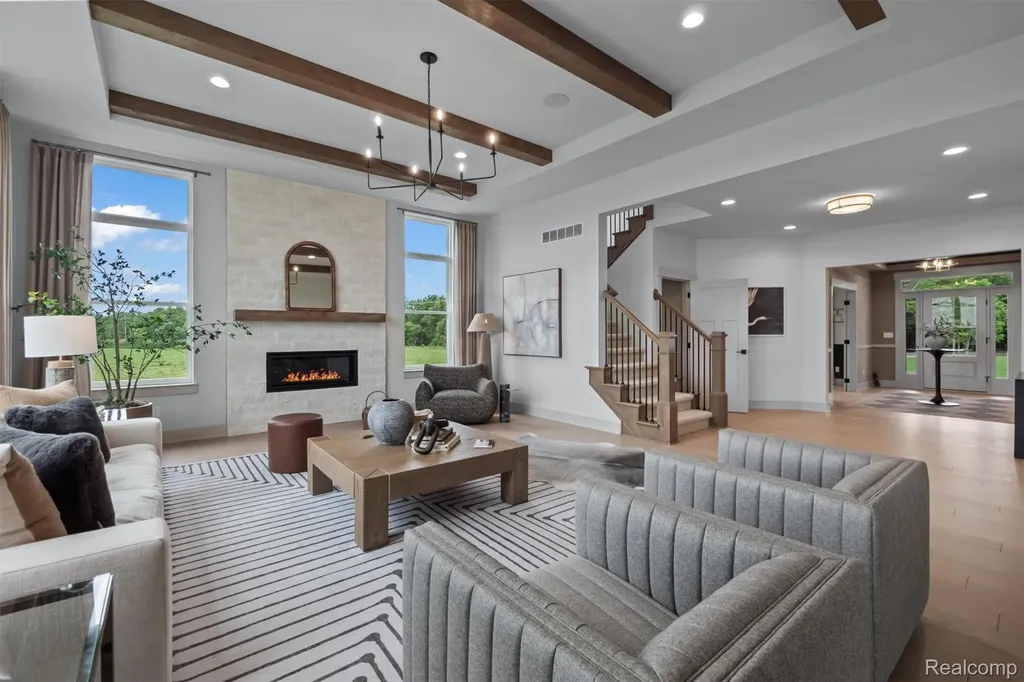987 Buell Road Oakland Charter Township MI 48363