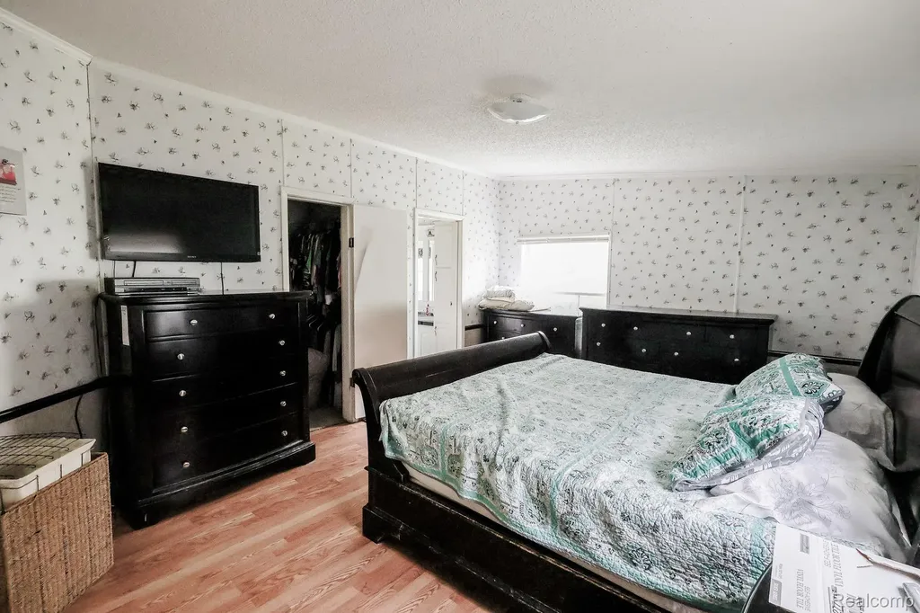 9386 Henderson Road Forest Township MI 48463