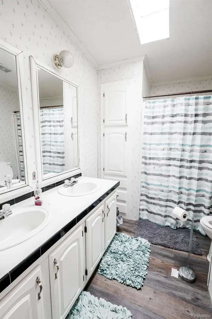 9386 Henderson Road Forest Township MI 48463