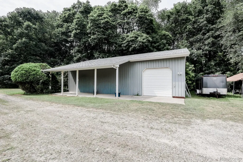 9386 Henderson Road Forest Township MI 48463