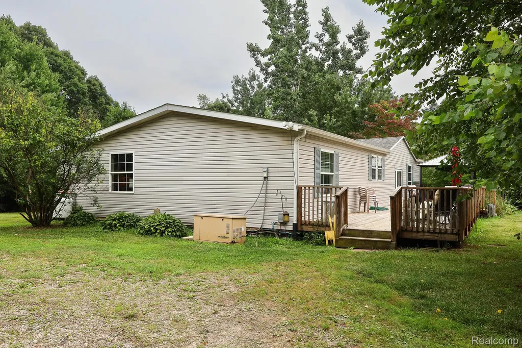 9386 Henderson Road Forest Township MI 48463