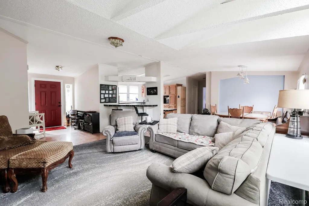 9386 Henderson Road Forest Township MI 48463