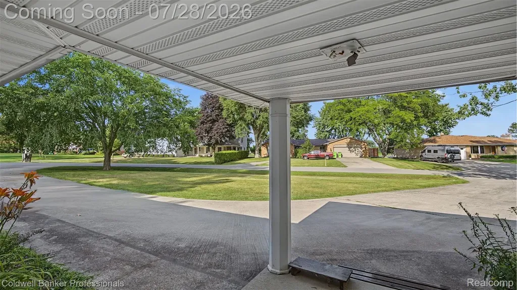 430 Spezia Drive Oxford Charter Township MI 48371