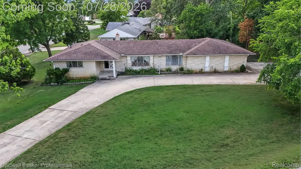 430 Spezia Drive Oxford Charter Township MI 48371