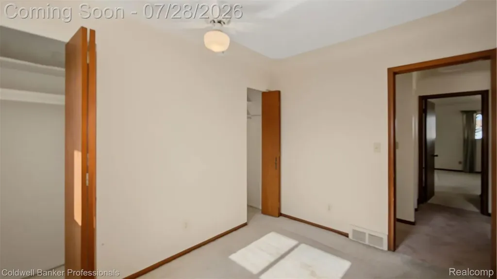 430 Spezia Drive Oxford Charter Township MI 48371
