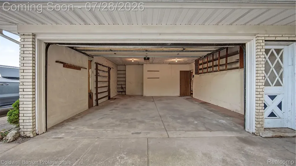430 Spezia Drive Oxford Charter Township MI 48371
