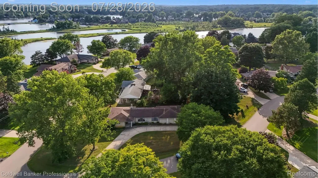 430 Spezia Drive Oxford Charter Township MI 48371
