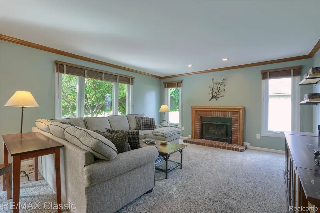 4434 Chablis Drive Sterling Heights City MI 48314