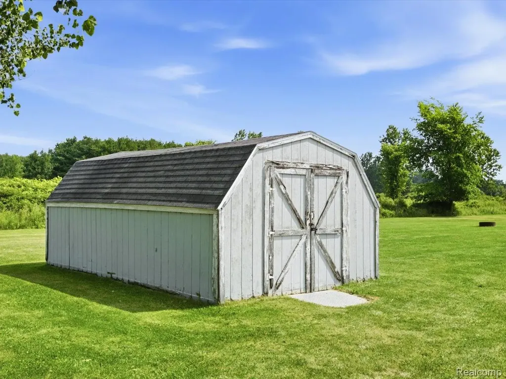 8884 Kilgore Road Greenwood Township MI 48006