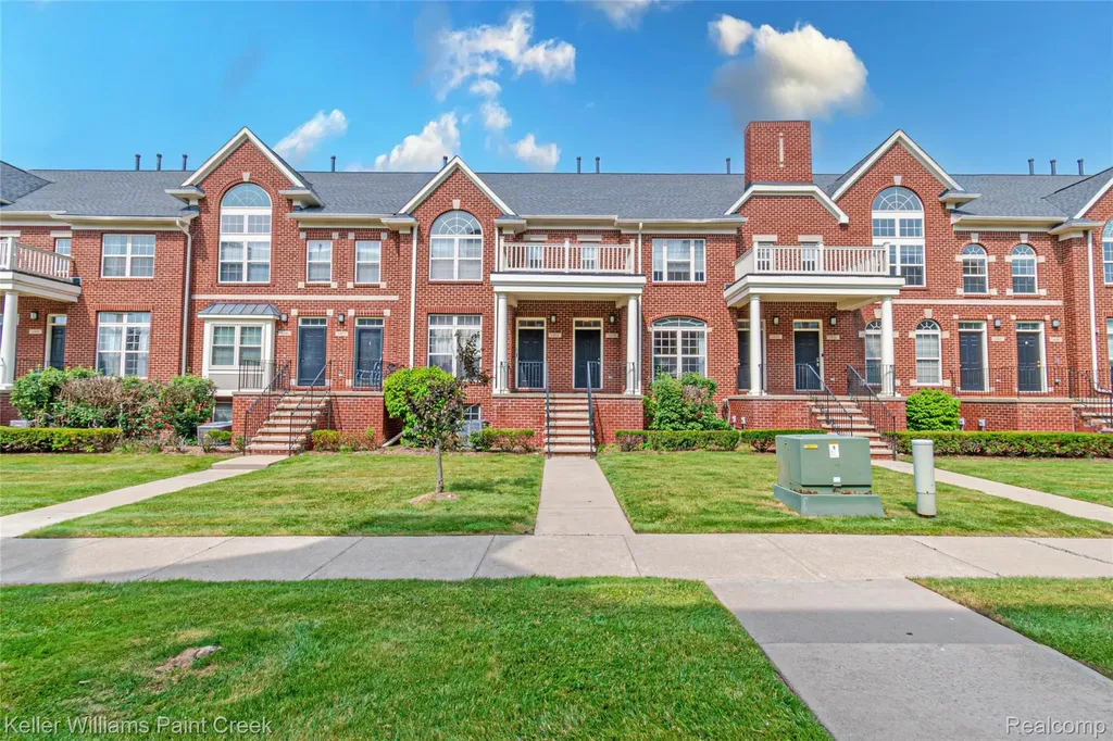 1424 Ashford Court Troy City MI 48084