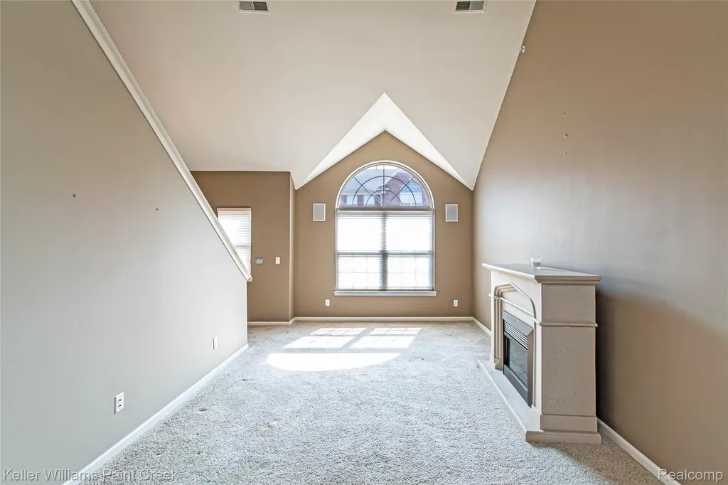 1424 Ashford Court Troy City MI 48084