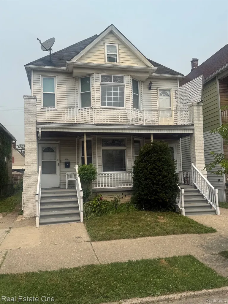 2293 Poland Street Hamtramck City MI 48212