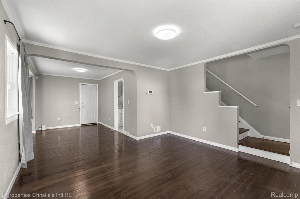 10842-38 Nottingham Road Detroit City MI 48224