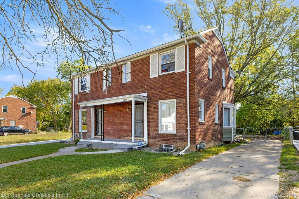 10842-38 Nottingham Road Detroit City MI 48224
