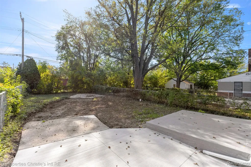 10842-38 Nottingham Road Detroit City MI 48224