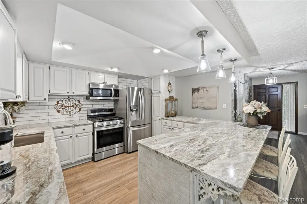 1600 Moffat Addison Township MI 48367