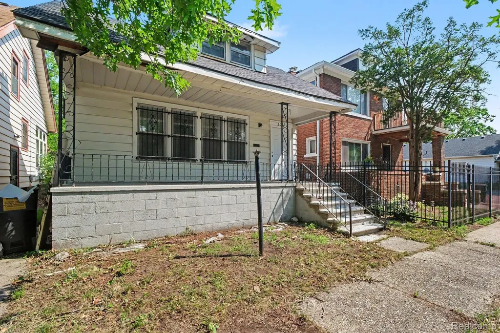 2000 Brighton Street Detroit City MI 48203