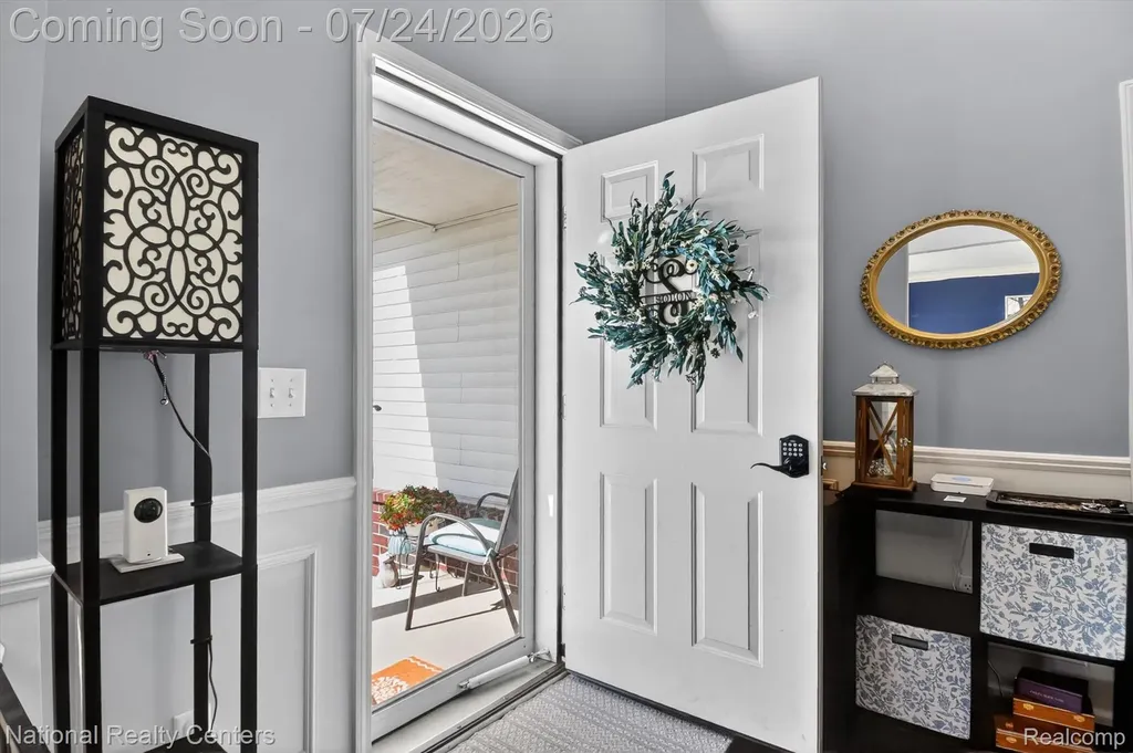 33512 Sand Piper Drive Romulus City MI 48174