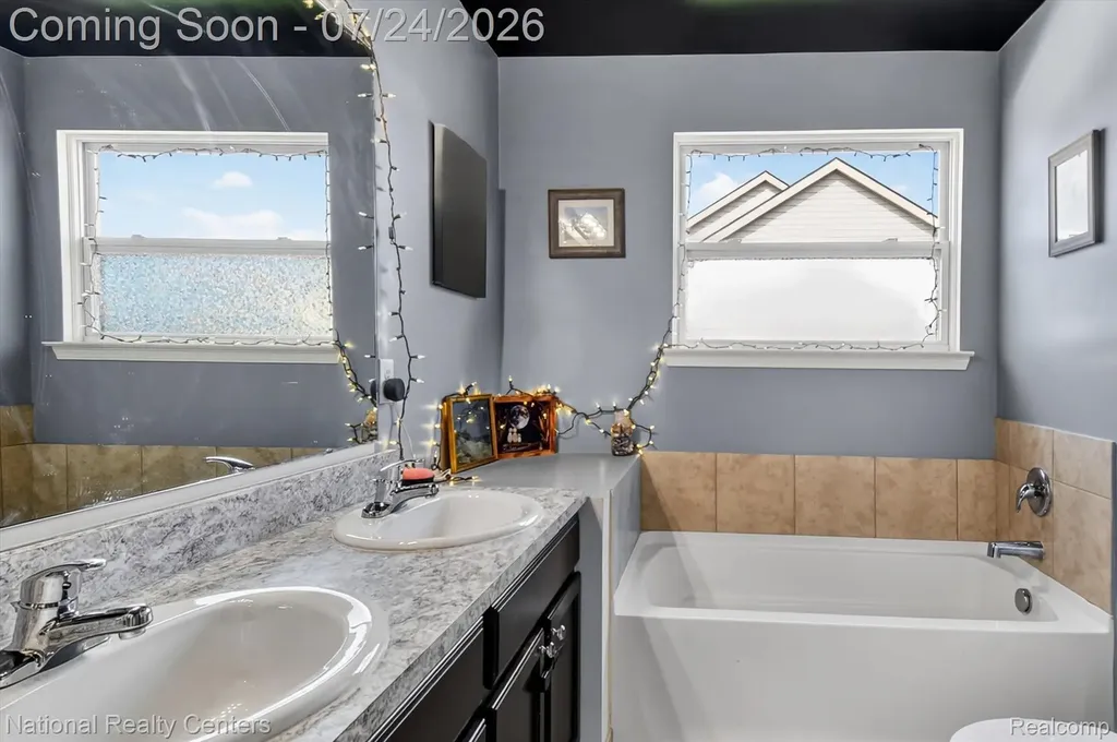 33512 Sand Piper Drive Romulus City MI 48174