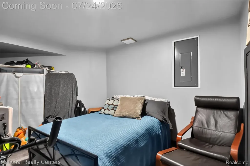 33512 Sand Piper Drive Romulus City MI 48174
