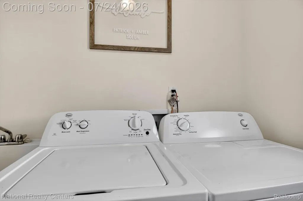 33512 Sand Piper Drive Romulus City MI 48174