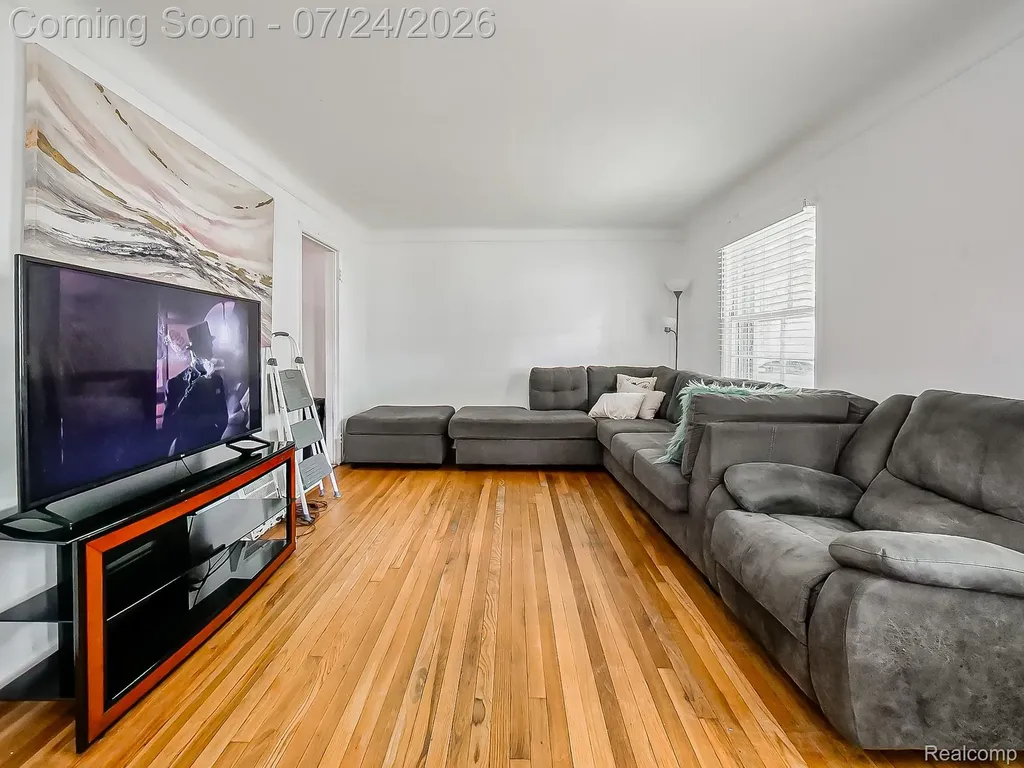 17156 Ontario Street Detroit City MI 48224
