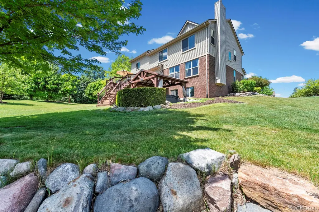 981 Coventry Court Oxford Charter Township MI 48371