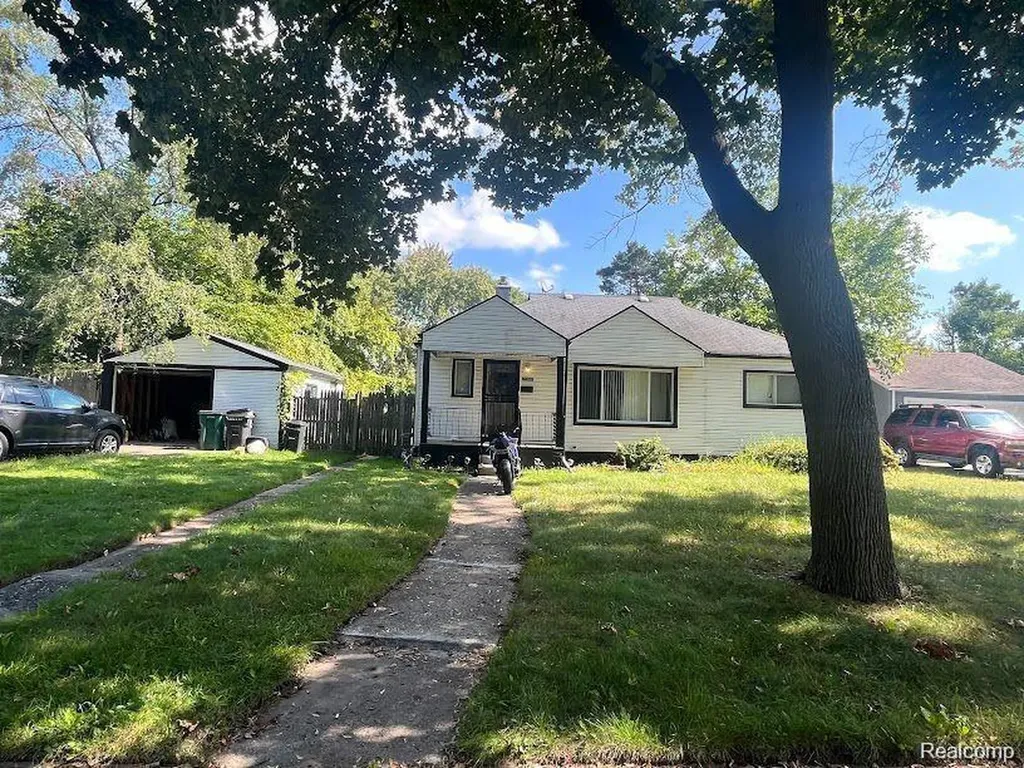 20760 Ridgedale Street Oak Park City MI 48237