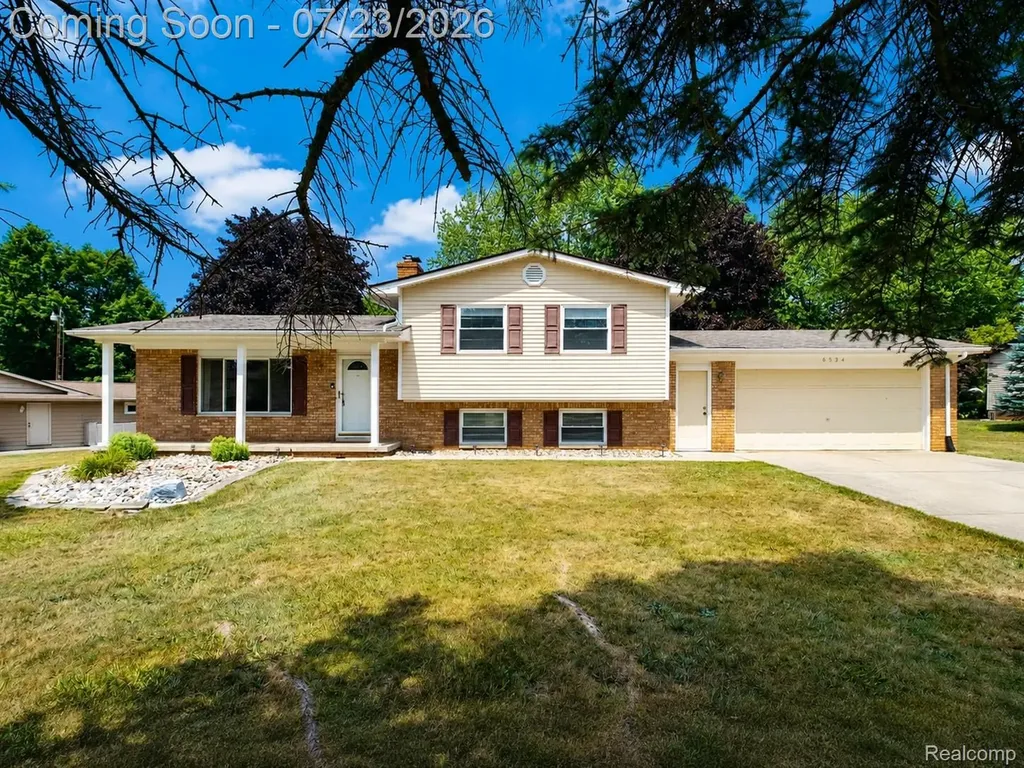 6534 Meadowwood Lane Grand Blanc Charter Township MI 48439