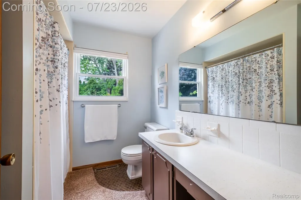 6534 Meadowwood Lane Grand Blanc Charter Township MI 48439
