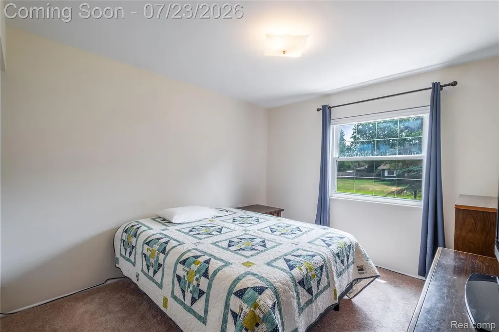 6534 Meadowwood Lane Grand Blanc Charter Township MI 48439