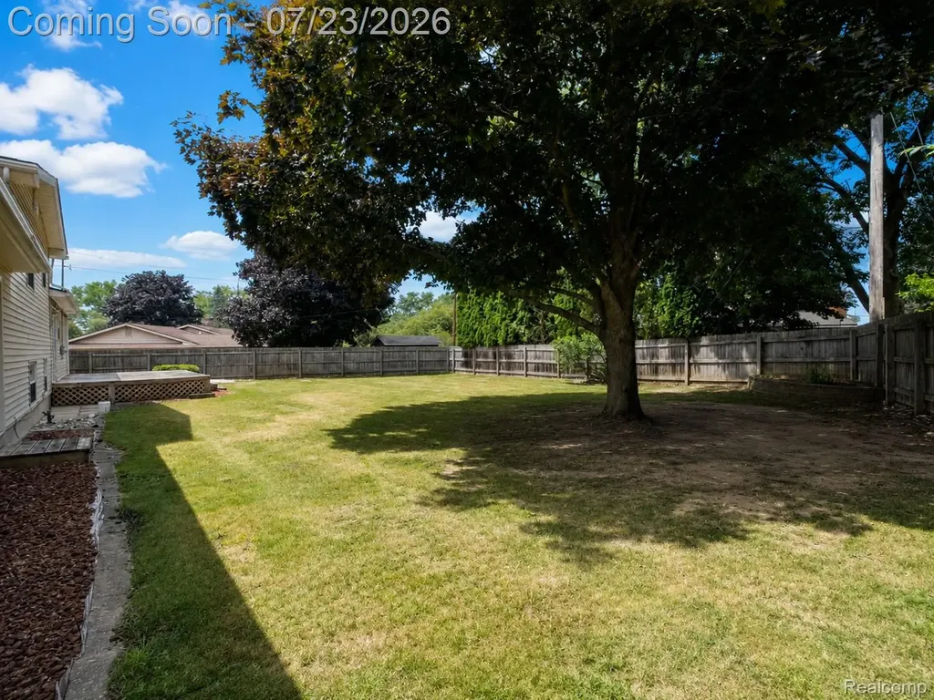 6534 Meadowwood Lane Grand Blanc Charter Township MI 48439
