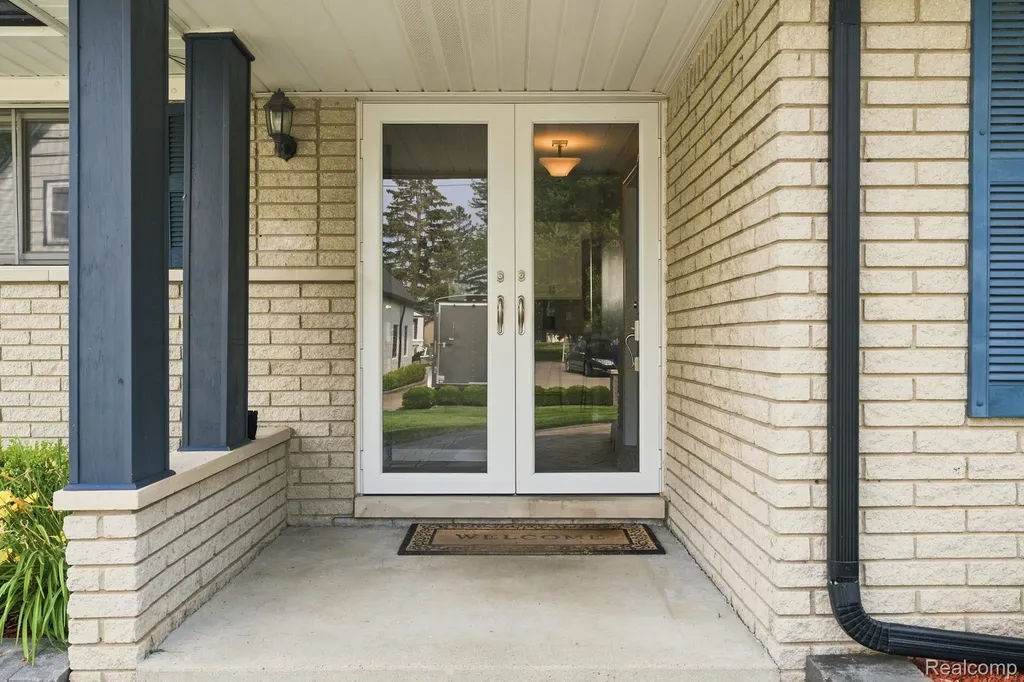 49860 Miller Court Chesterfield Township MI 48047