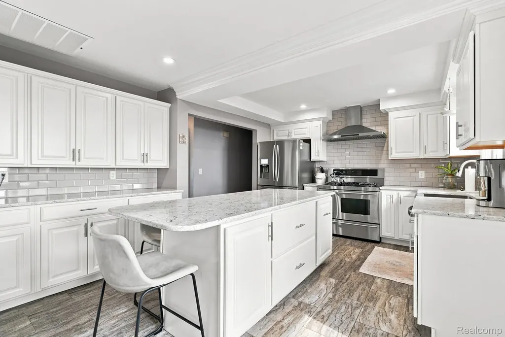 49860 Miller Court Chesterfield Township MI 48047